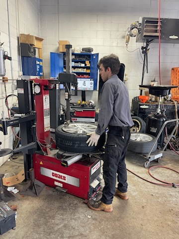 Tire Replacement In South Milwaukee, WI Tire Replacement In South Milwaukee, WI